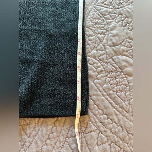 Barefoot Dreams Regular CozyChic Ultra Lite Ribbed Slit Crop Pant - XS - Picture 5 of 15